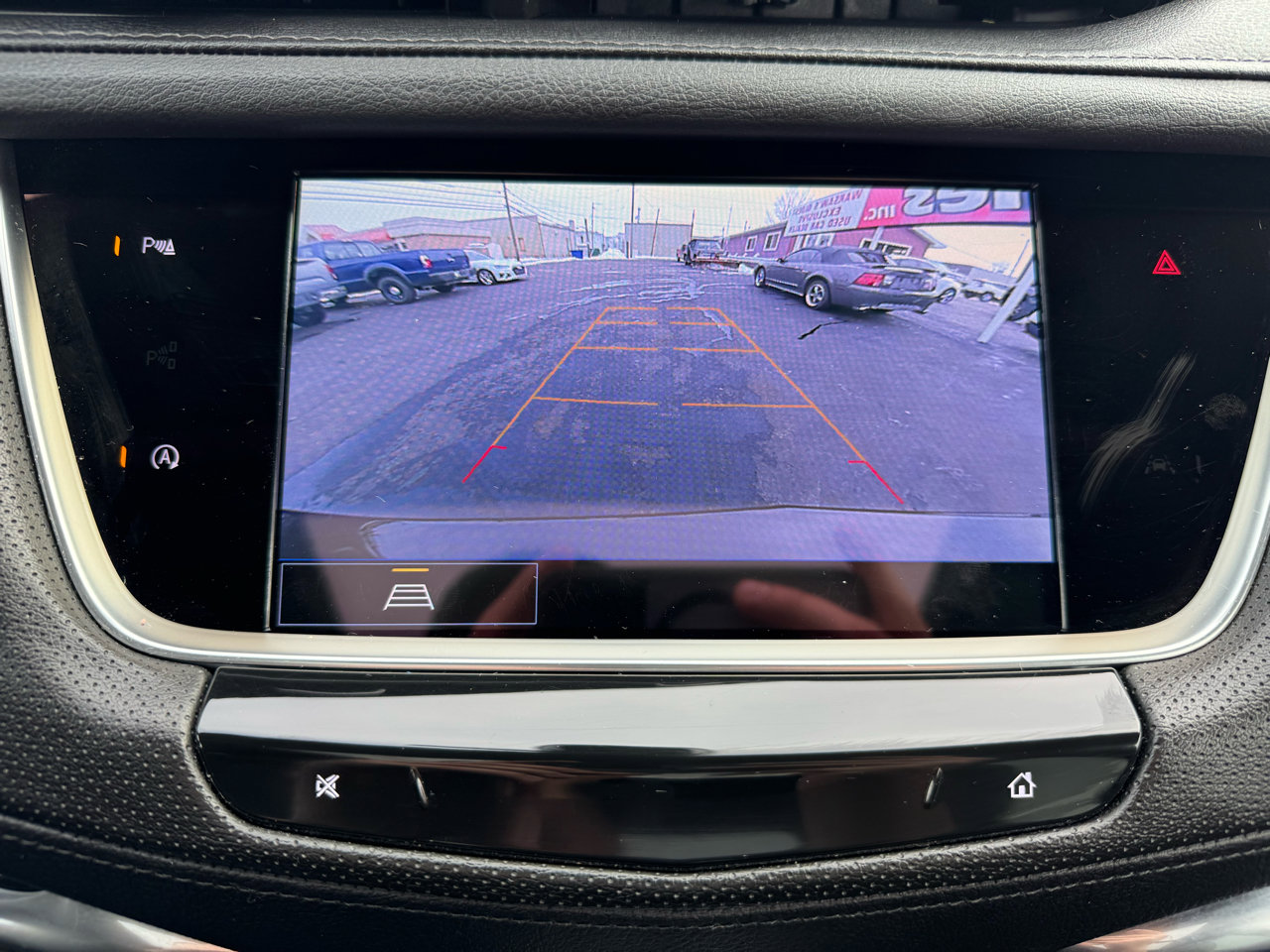 Used 2025 Cadillac XT5 Premium Luxury image 21