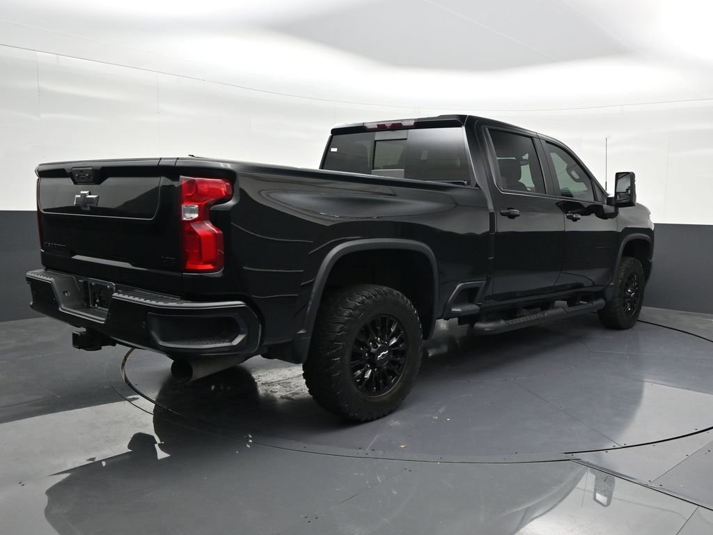 Used 2023 Chevrolet Silverado 2500 LTZ w/ LTZ Plus Package image 5