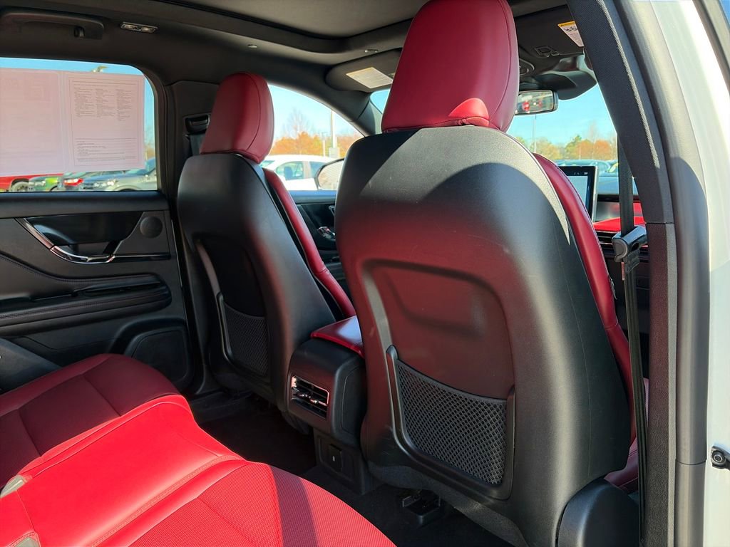 Used 2025 Lincoln Corsair Grand Touring image 35