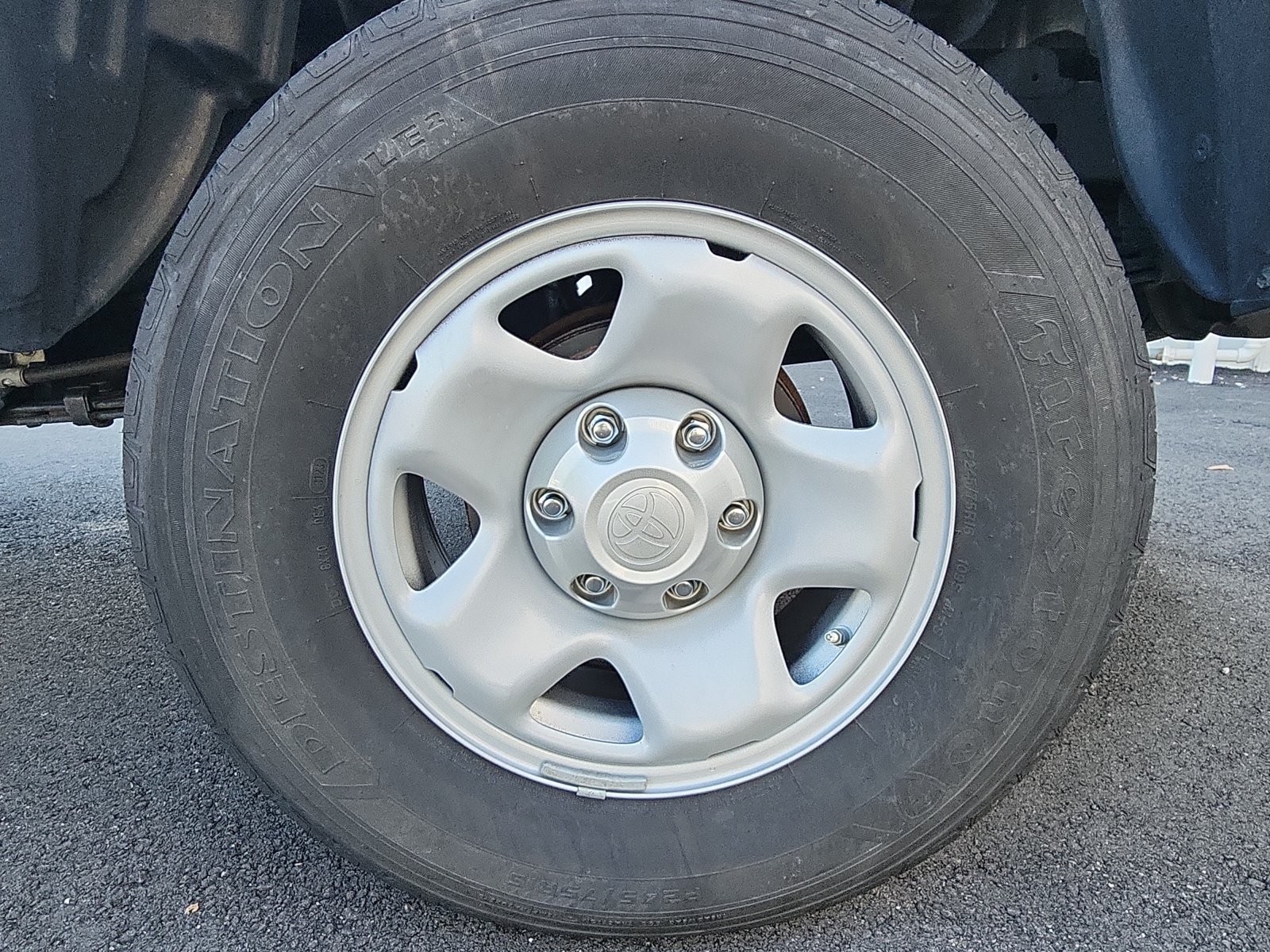 Used 2023 Toyota Tacoma SR RWD image 9