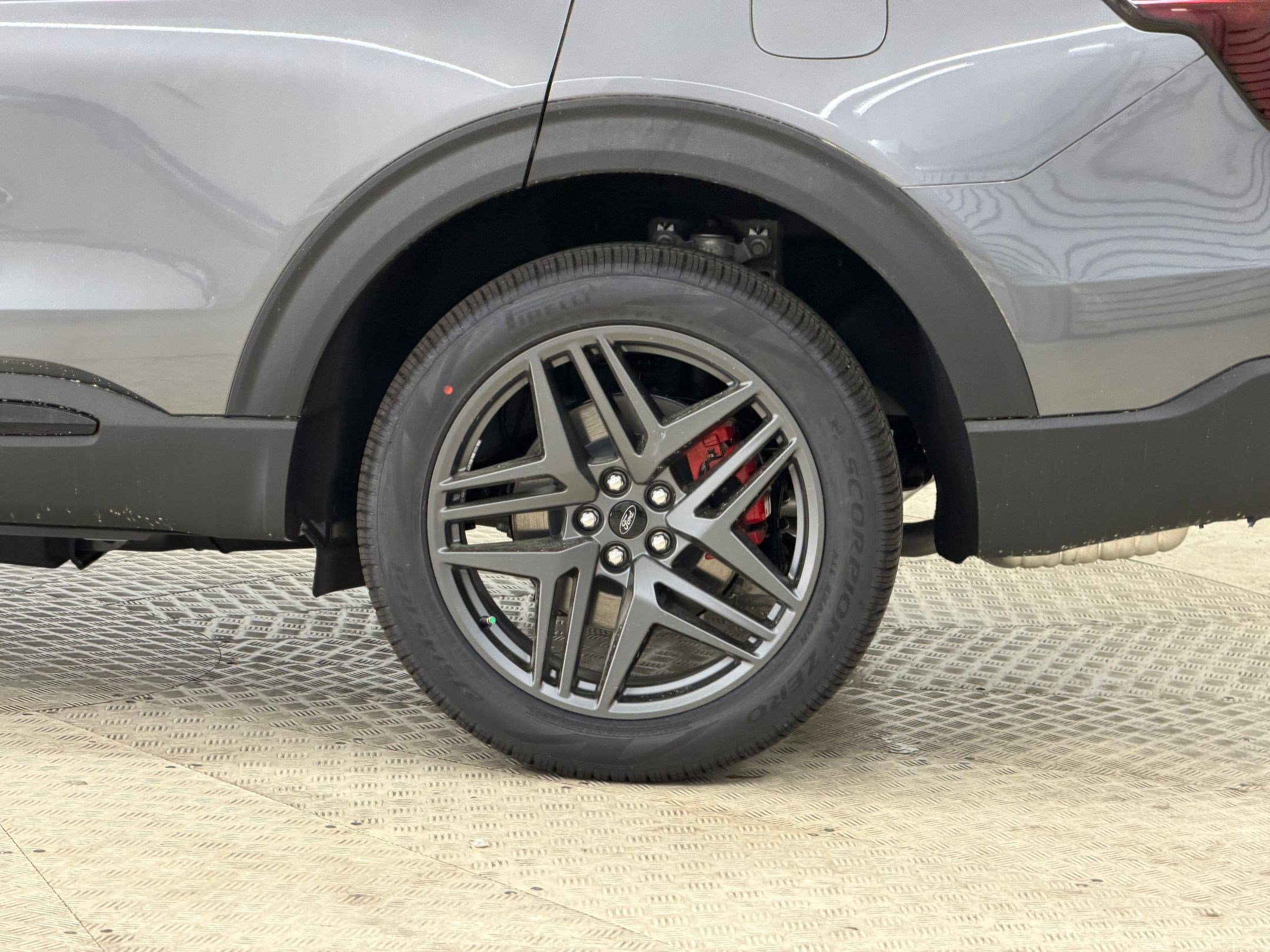 New 2026 Ford Explorer ST-Line w/ ST-Line Street Pack image 11