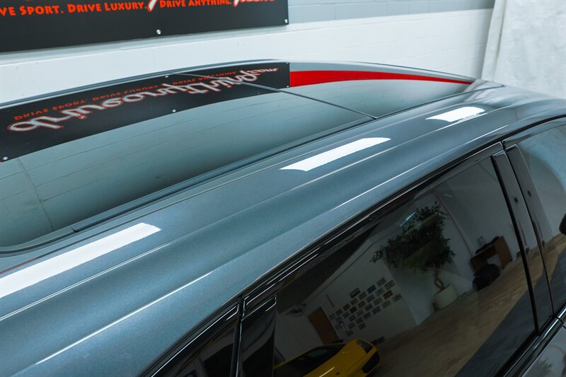 Used 2020 Porsche Cayenne Turbo AWD/4WD image 32