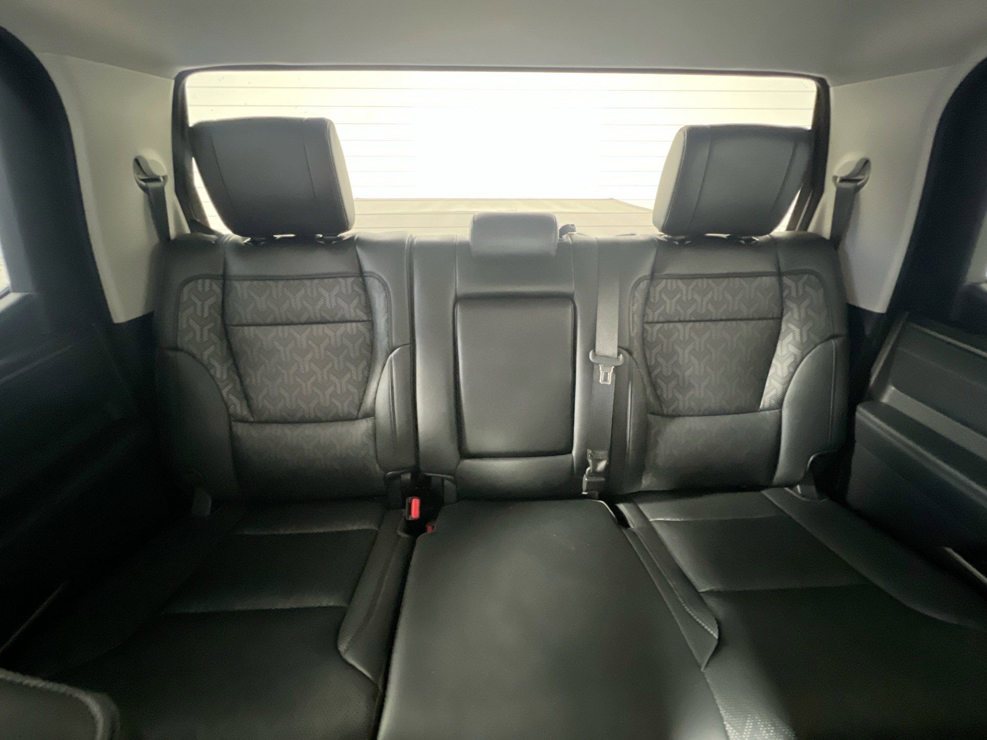 Used 2024 Toyota Tundra Limited AWD/4WD image 33