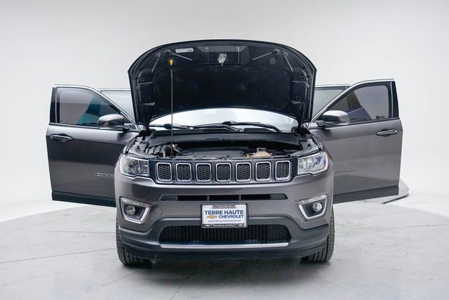 Used 2018 Jeep Compass Limited w/ Navigation Group image 16