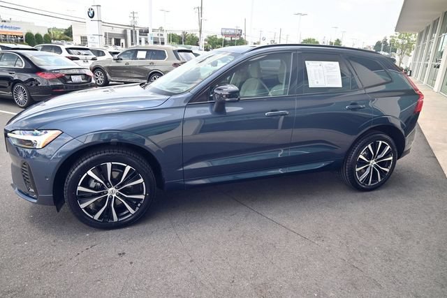 Used 2024 Volvo XC60 B5 Ultimate w/ Protection Package Premier AWD/4WD image 19