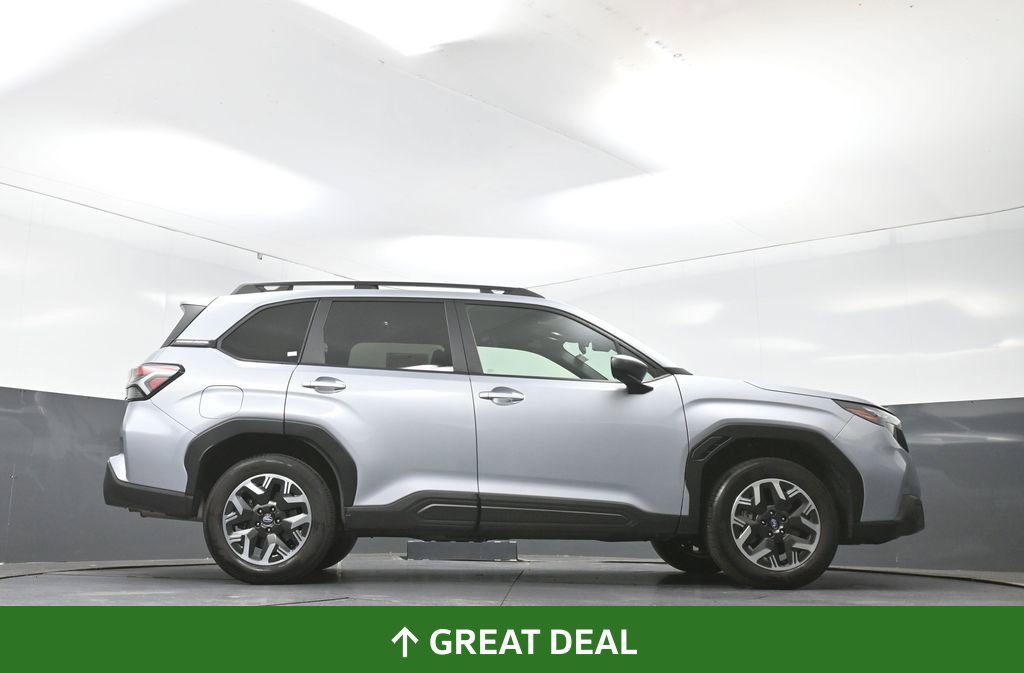 Used 2025 Subaru Forester Premium AWD/4WD image 51
