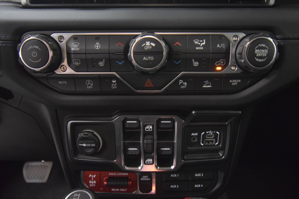 New 2026 Jeep Gladiator Sport AWD/4WD image 29