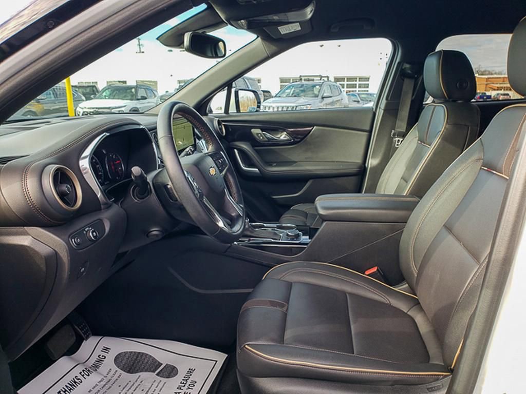 Used 2023 Chevrolet Blazer Premier w/ Enhanced Convenience Package image 11