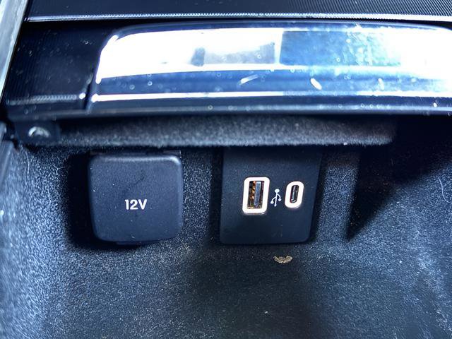 Used 2021 Lincoln Corsair AWD w/ Equipment Group 101A image 12