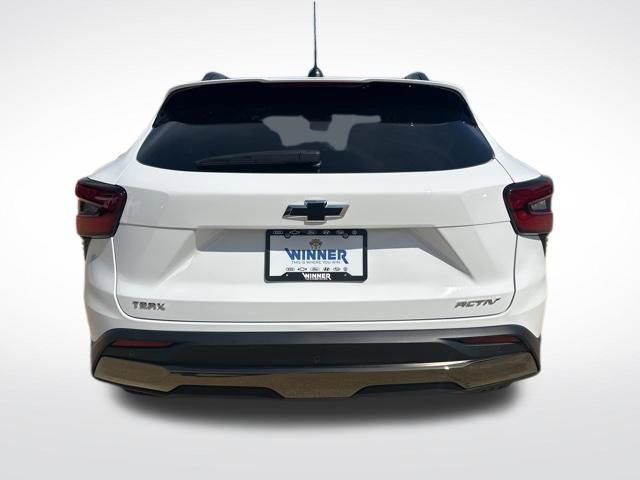 New 2026 Chevrolet Trax ACTIV w/ Sunroof Package image 4