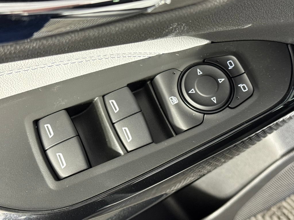 New 2026 Chevrolet Trax LT w/ Driver Confidence Package FWD image 25