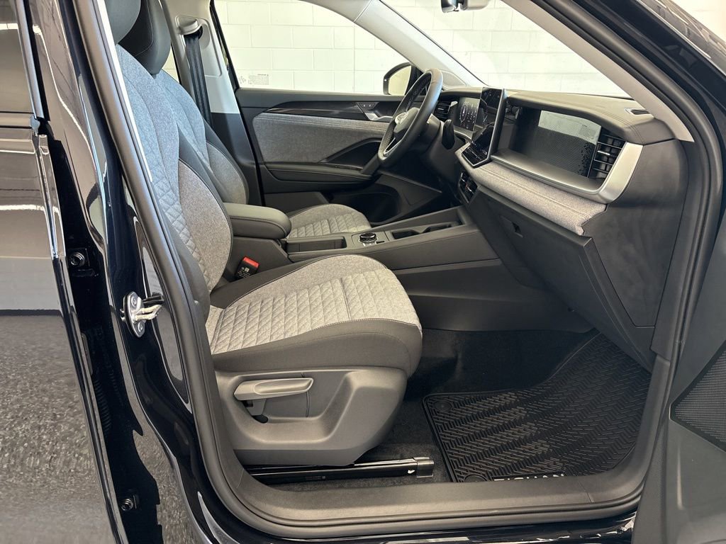 New 2026 Volkswagen Tiguan S FWD image 25