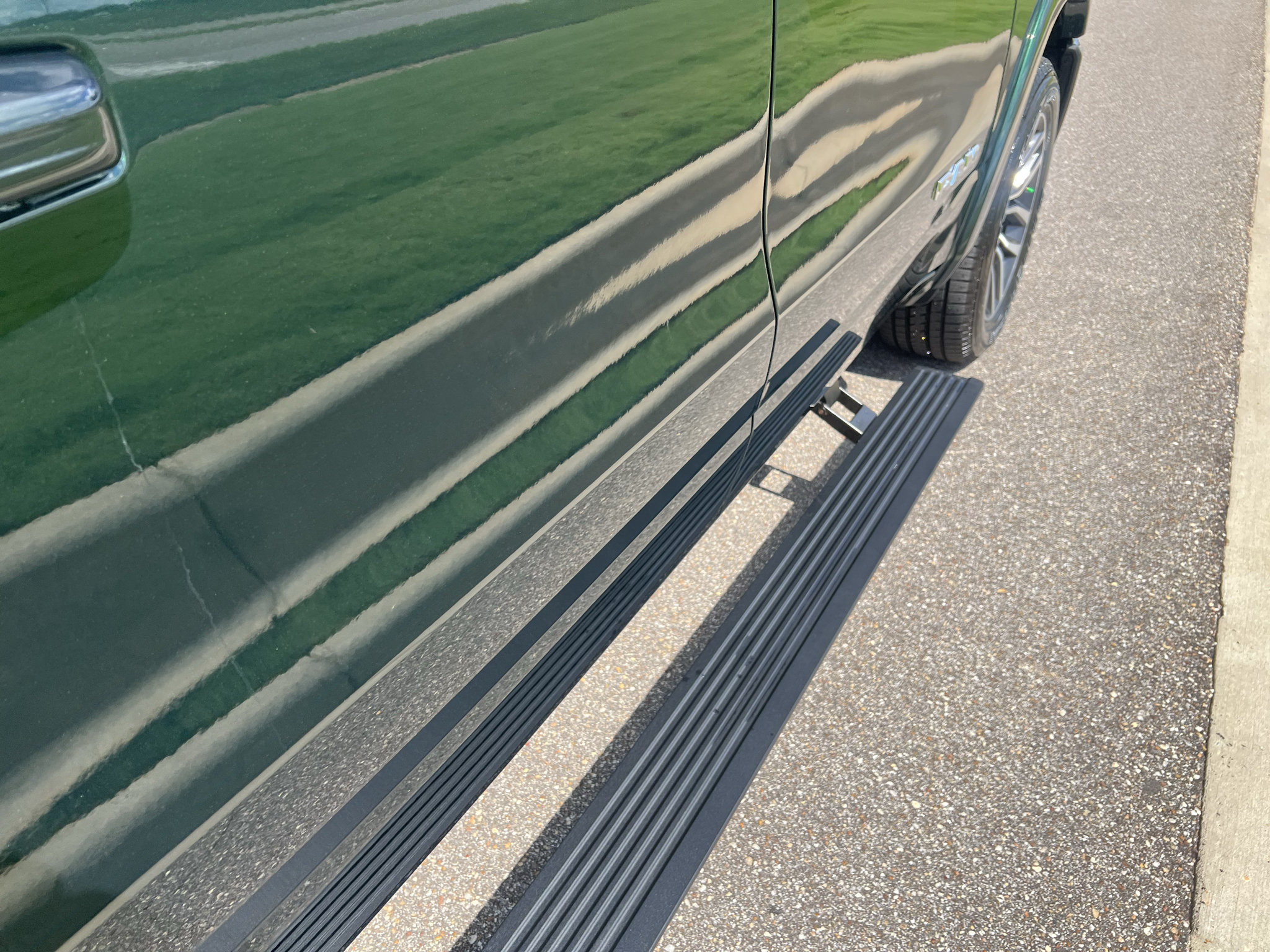 New 2027 RAM 1500 Laramie Longhorn AWD/4WD image 14