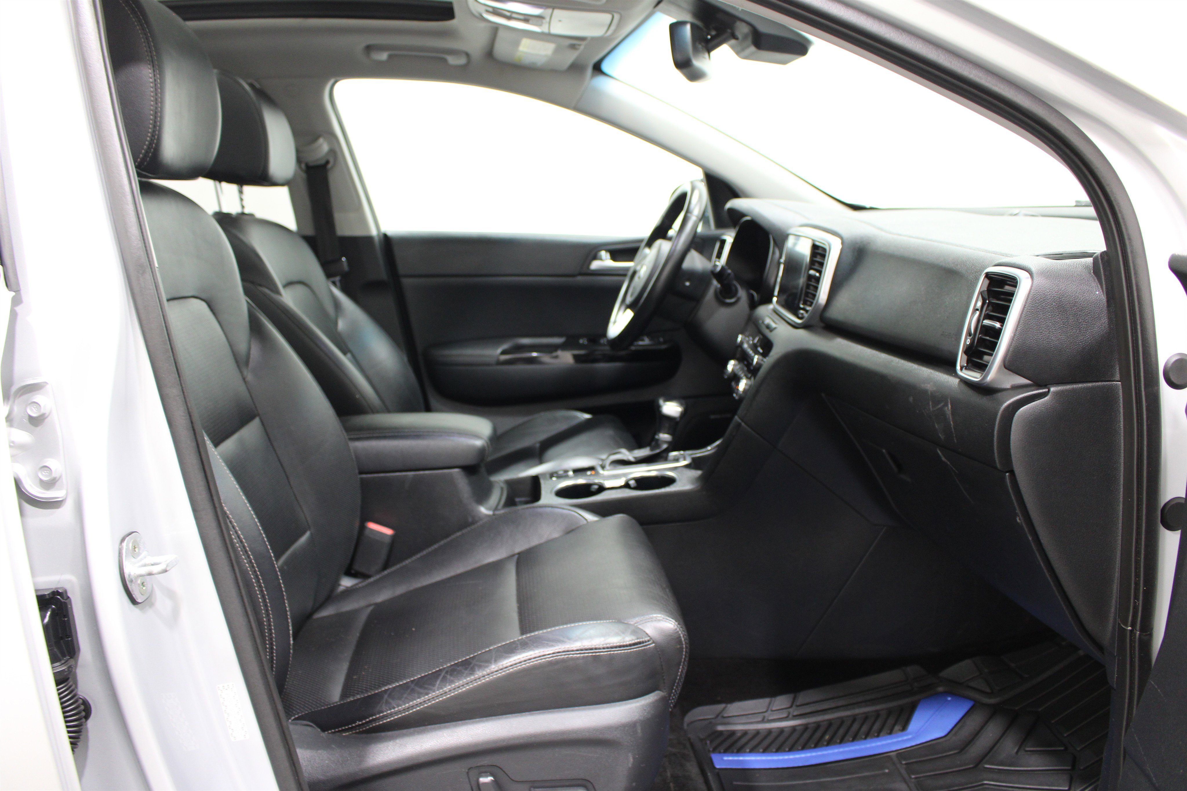 Used 2021 Kia Sportage EX w/ EX Technology Package FWD image 26