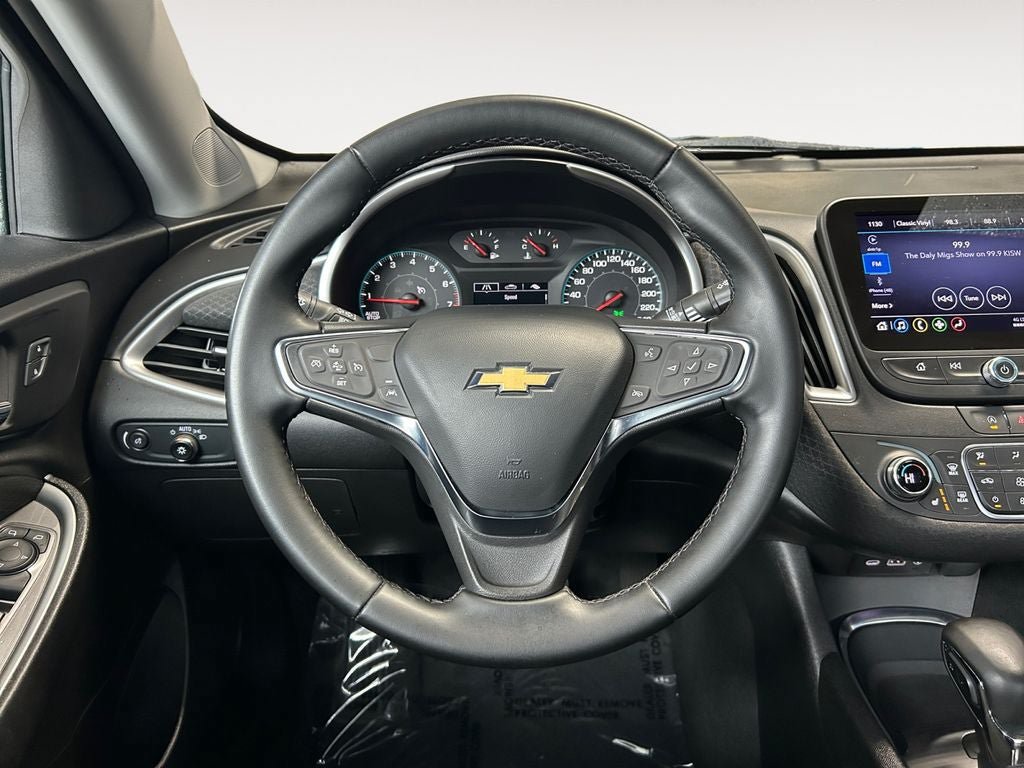 Used 2024 Chevrolet Malibu LT w/ Sport Edition FWD image 13