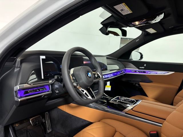 Used 2026 BMW 740i xDrive w/ Premium Package image 9
