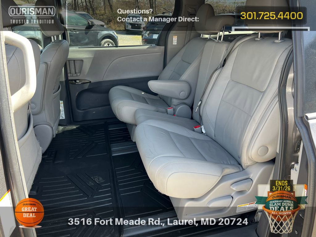 Used 2015 Toyota Sienna XLE w/ XLE Navigation Package image 18