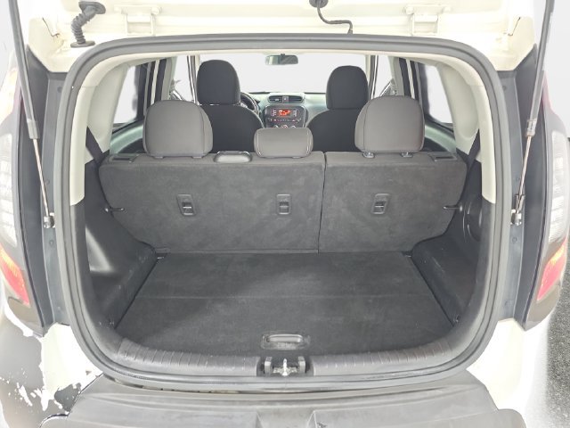 Used 2016 Kia Soul FWD image 32
