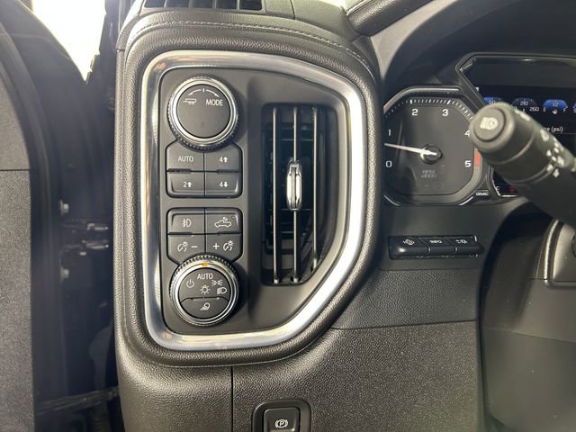 Used 2022 GMC Sierra 2500 Denali w/ Denali Black Diamond Edition image 20