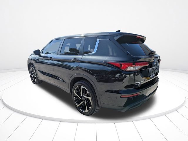 Used 2022 Mitsubishi Outlander ES FWD image 6