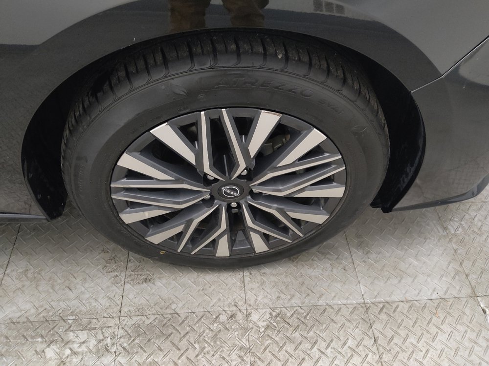 Used 2024 Nissan Altima 2.5 SV image 31