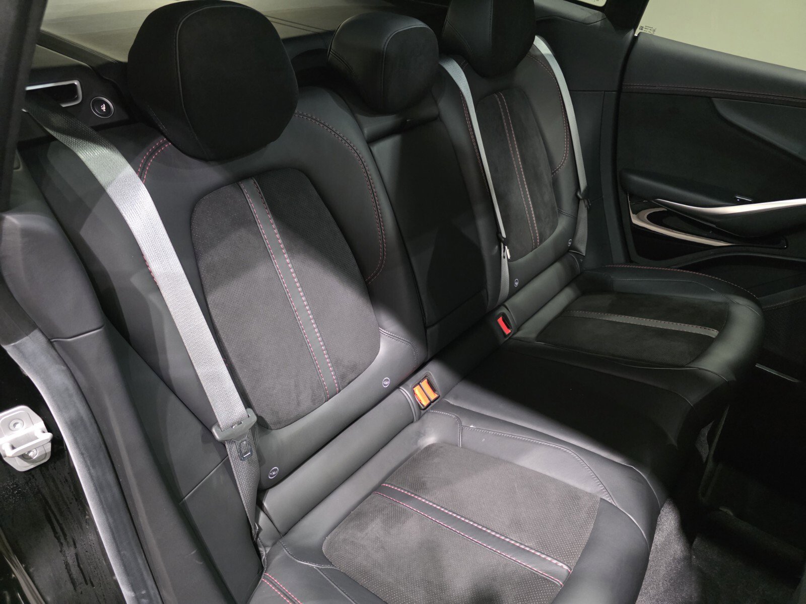 Used 2023 Aston Martin DBX 707 image 20