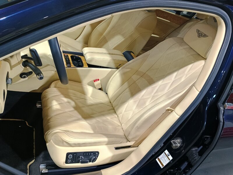Used 2014 Bentley Flying Spur W12 AWD/4WD image 16
