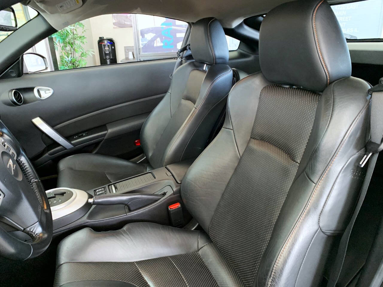 Used 2007 Nissan 350Z Touring w/ Cargo Convenience Pkg image 14