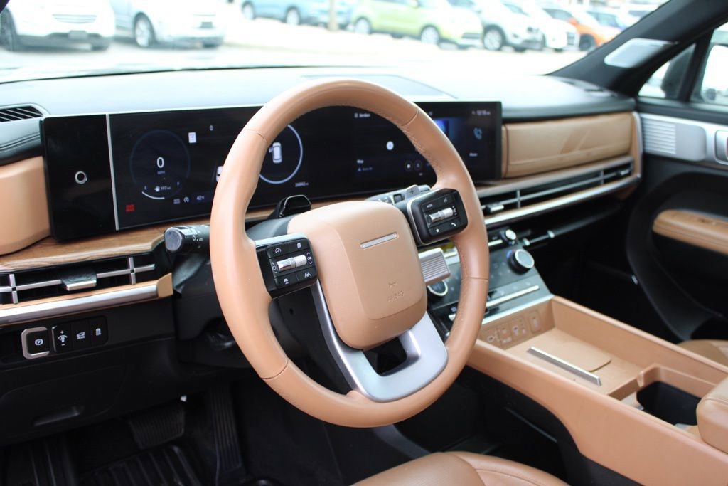 Used 2024 Hyundai Santa Fe Limited image 17