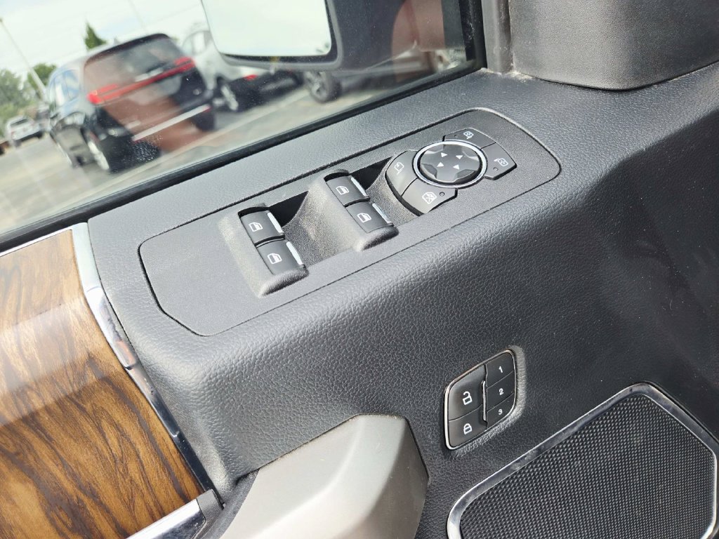 Used 2019 Ford F150 Lariat w/ Equipment Group 502A Luxury AWD/4WD image 43