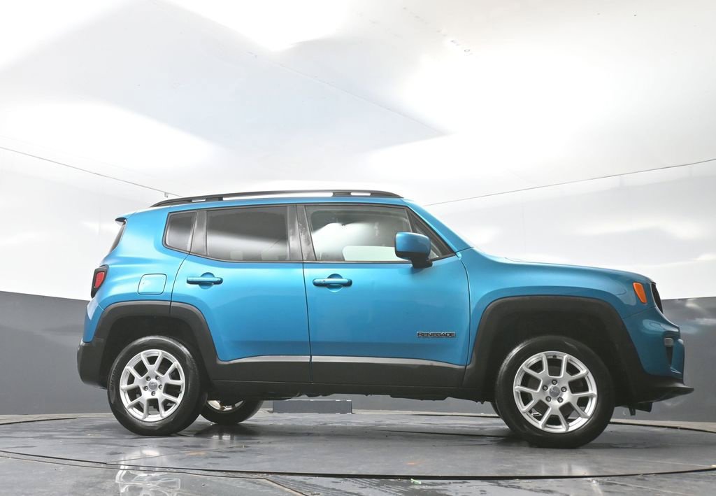 Used 2020 Jeep Renegade Latitude w/ Cold Weather Group AWD/4WD image 50