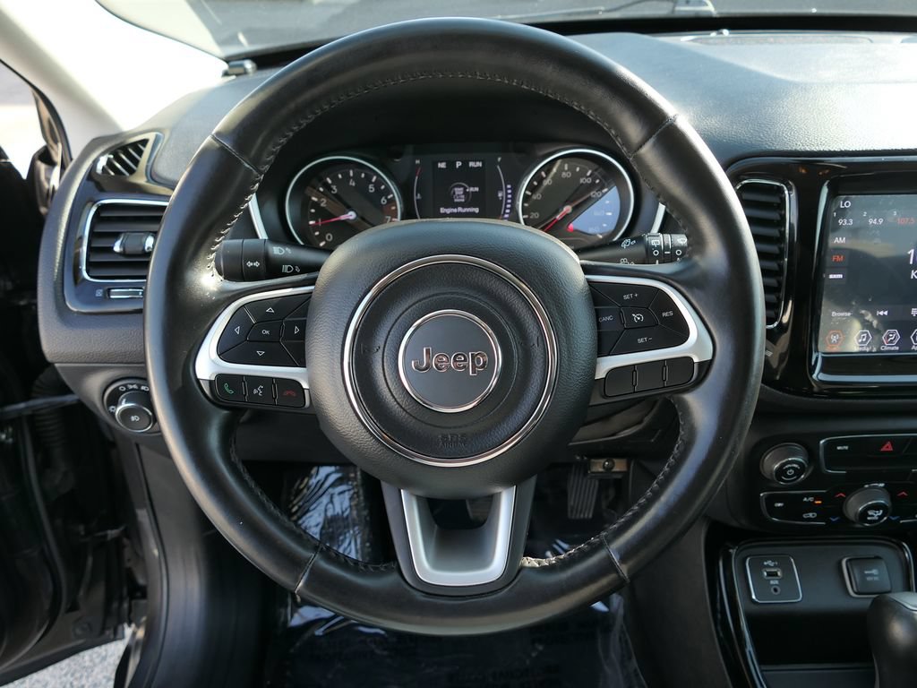 Used 2019 Jeep Compass Latitude FWD image 20
