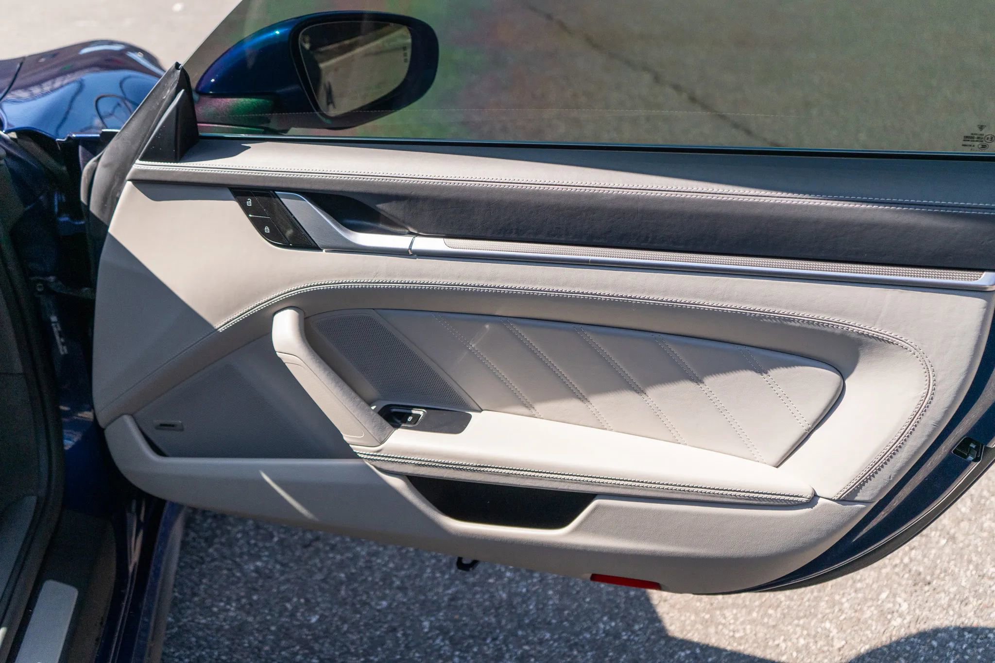 Used 2021 Porsche 911 Turbo image 54