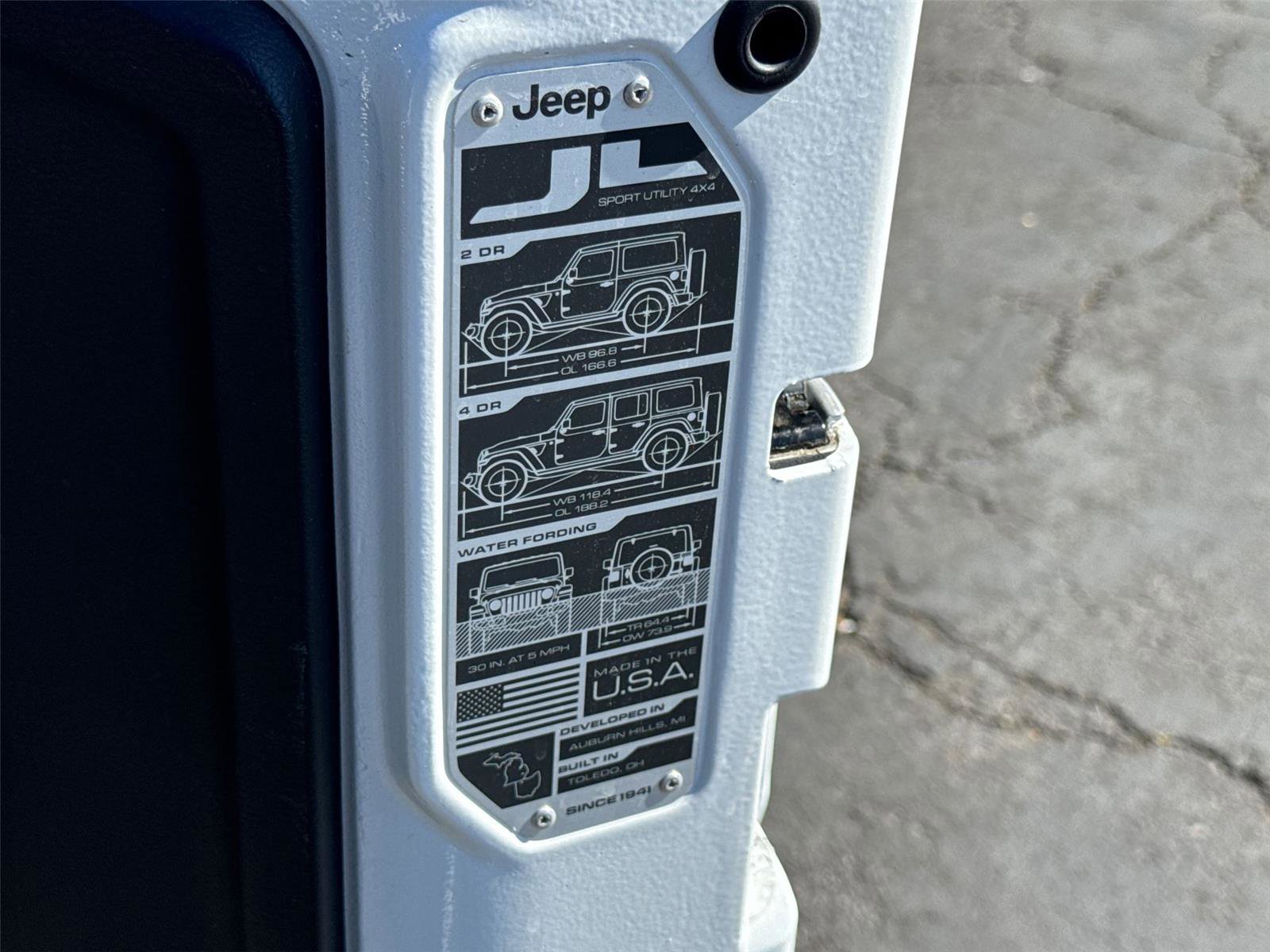 Used 2021 Jeep Wrangler Sport S image 14