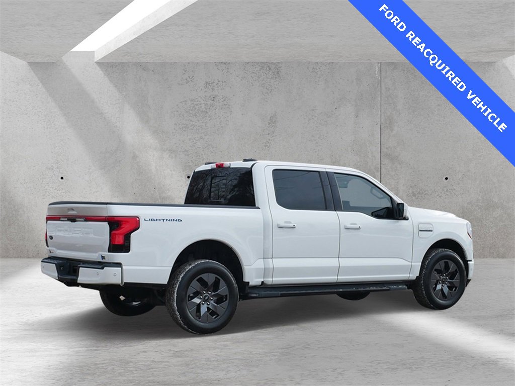 Used 2023 Ford F150 Lightning Lariat w/ Equipment Group 511A High image 3