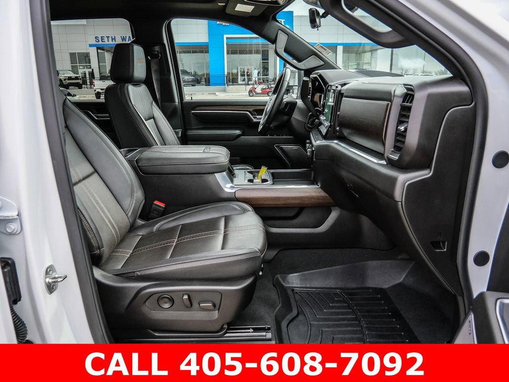 Certified 2025 Chevrolet Silverado 2500 High Country w/ High Country Premium Package image 17