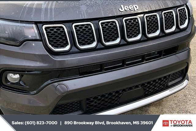 Used 2024 Jeep Compass Limited image 21