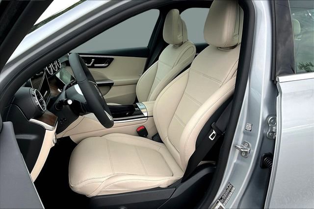 New 2026 Mercedes-Benz C 300 4MATIC Sedan image 12