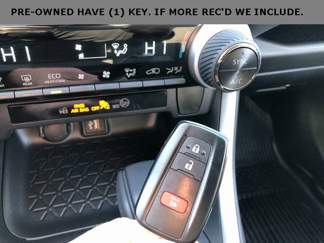 Used 2025 Toyota RAV4 XLE image 3