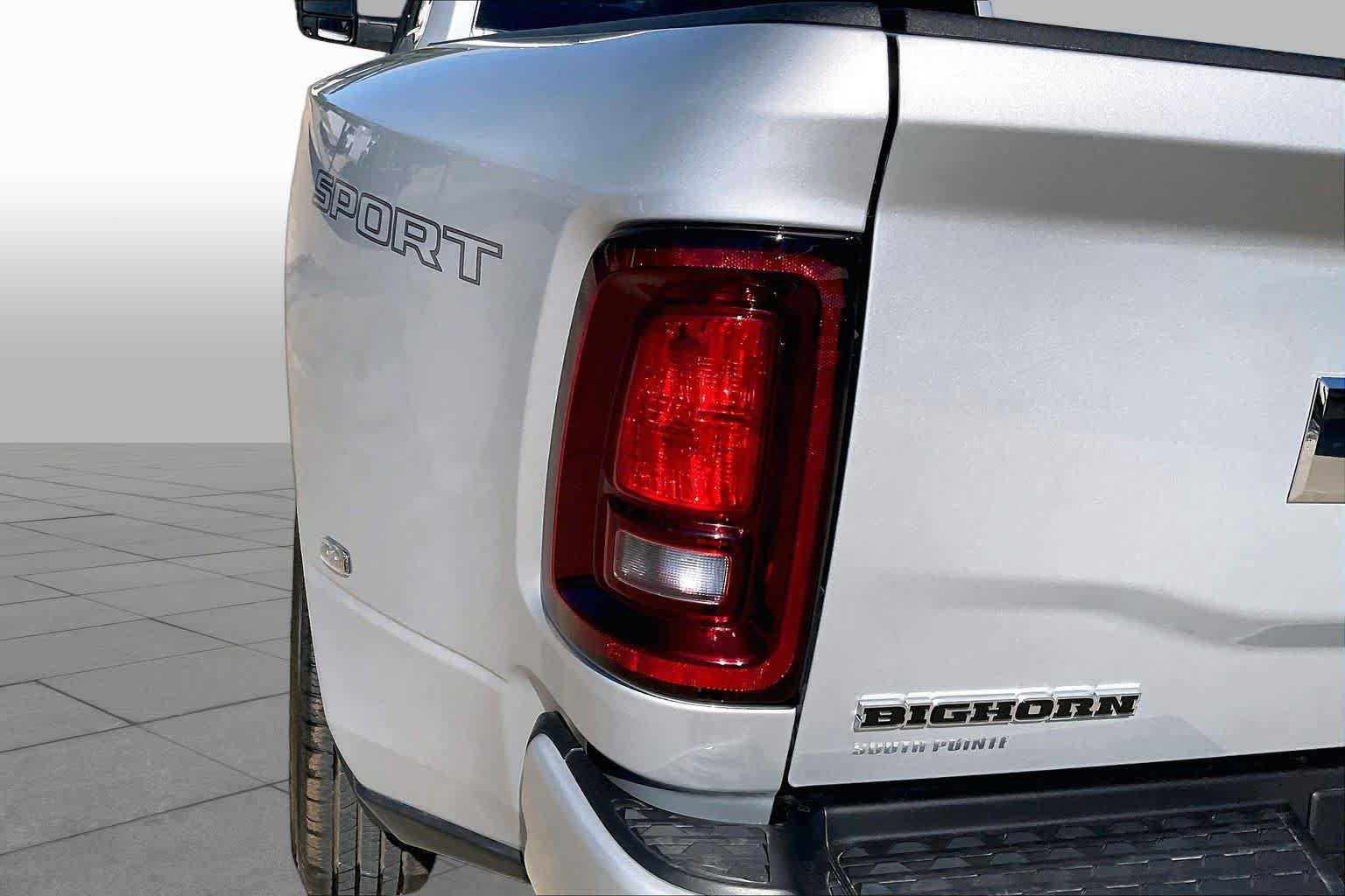 New 2027 RAM 3500 Big Horn AWD/4WD image 14