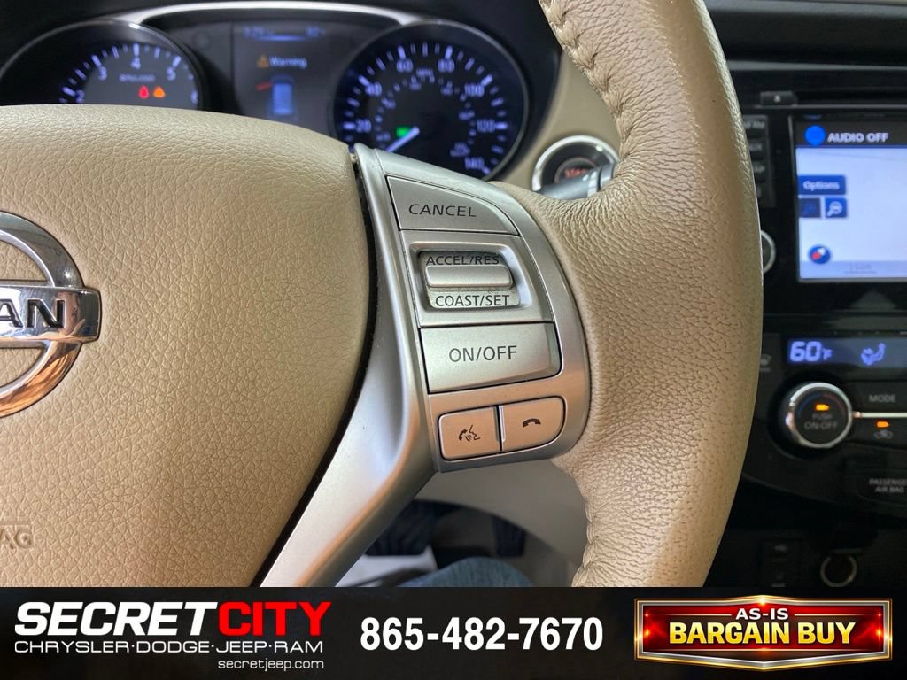 Used 2015 Nissan Rogue SL FWD image 15