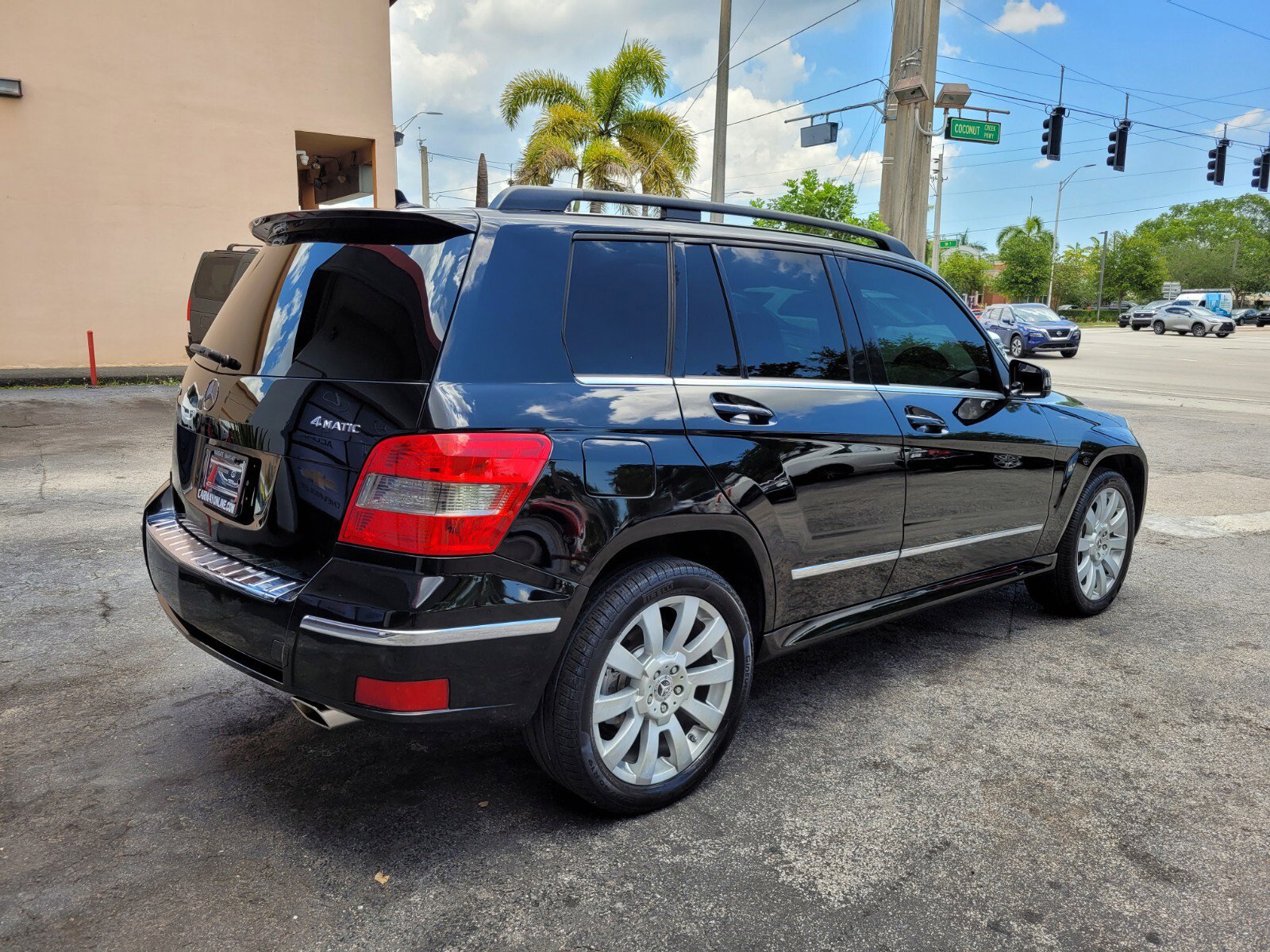 Used 2012 Mercedes-Benz GLK 350 4MATIC image 11