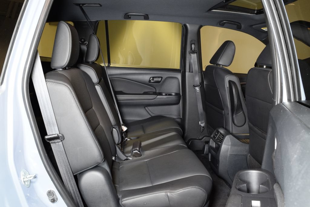 Used 2023 Honda Passport EX-L image 30