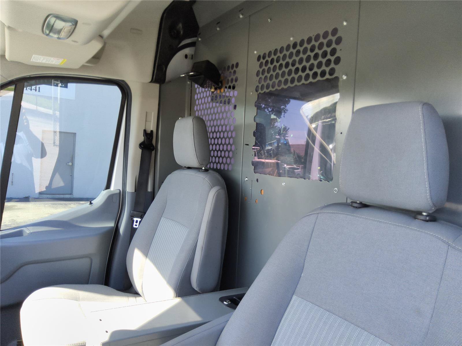 Used 2017 Ford Transit 250 148 Medium Roof RWD image 13