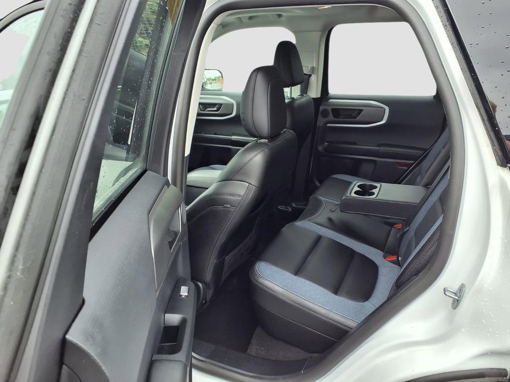 Used 2025 Ford Bronco Sport Outer Banks w/ Outer Banks Tech Package+ AWD/4WD image 36