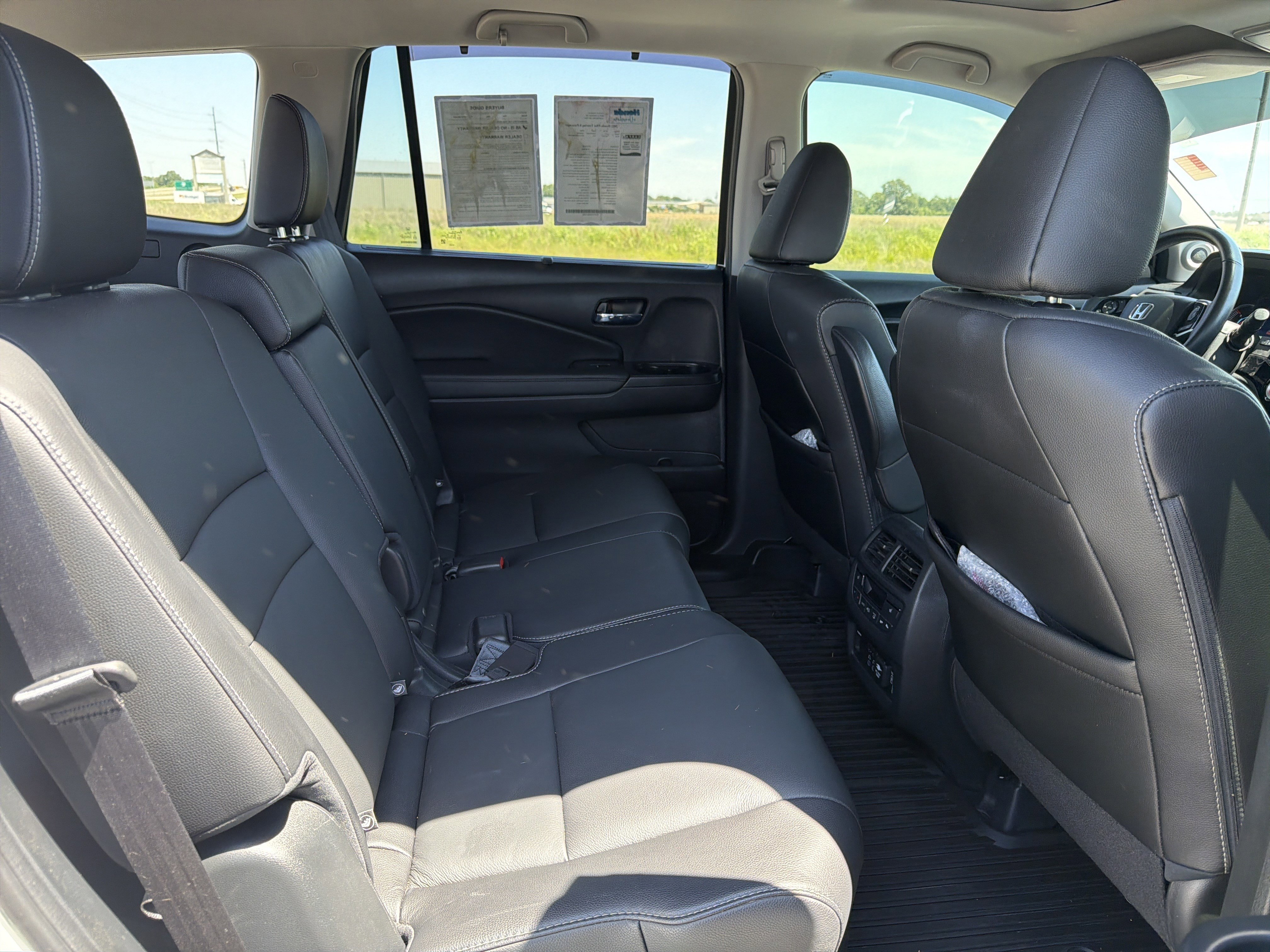 Certified 2022 Honda Pilot Touring image 17