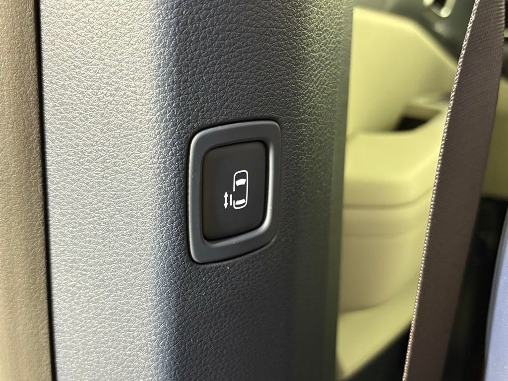 New 2026 Kia Carnival EX image 40