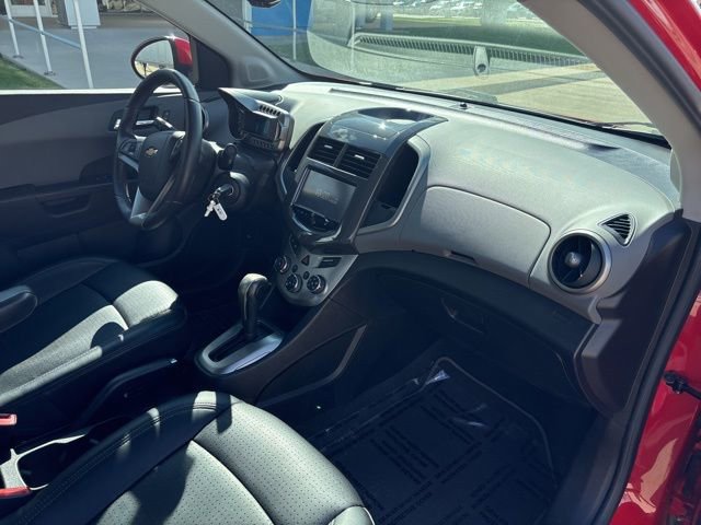 Used 2015 Chevrolet Sonic LTZ image 19