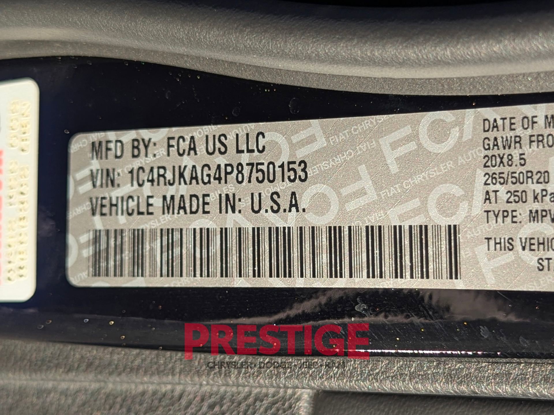 Used 2023 Jeep Grand Cherokee L Laredo image 37