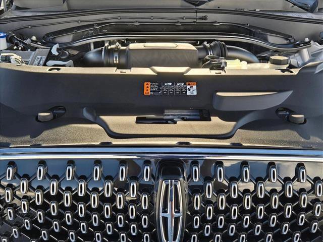 New 2026 Lincoln Aviator 2WD image 17